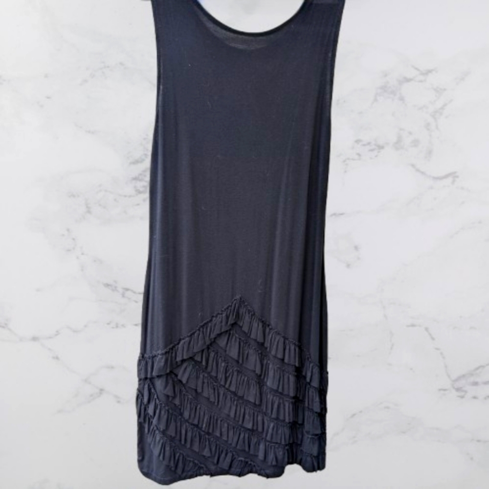 Fun black flapper style dress size 6-8.